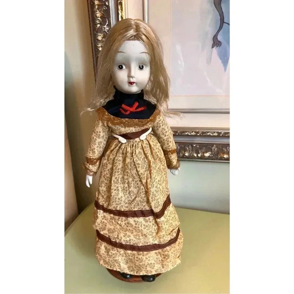 WALDA 18" 1970s Painted Porcelain/Cloth Doll.spooky halloween  Original Dress - Picture 5 of 12